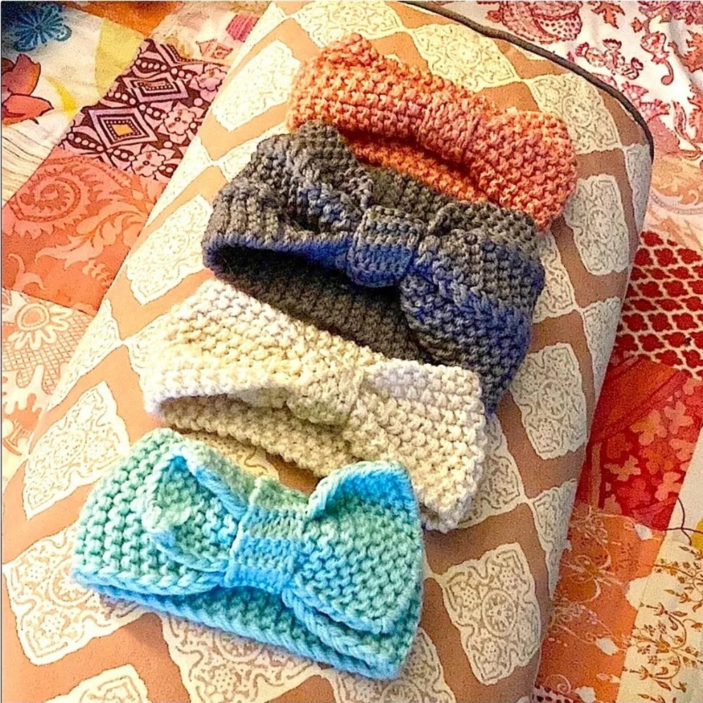 Handknit Blue,cream,pink,purple Accessories Bow Headbands 3-12 months - Picture 1 of 11